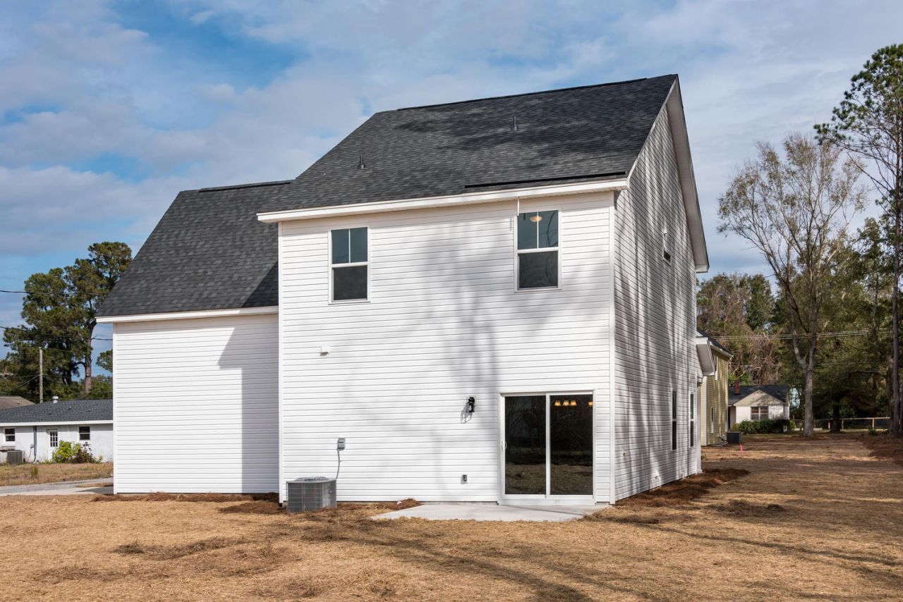 831 Jordan Street Photo 25
