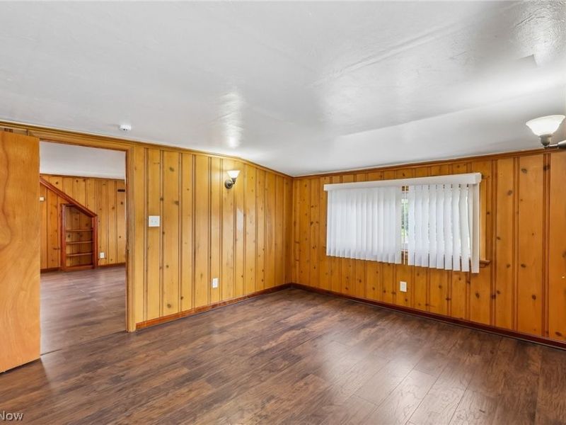 599 E 250th Street, Euclid, OH 44132 Photo 28