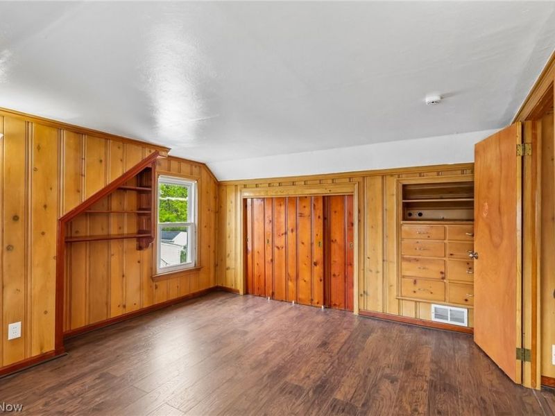 599 E 250th Street, Euclid, OH 44132 Photo 30