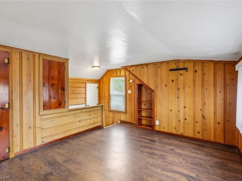 599 E 250th Street, Euclid, OH 44132 Photo 32