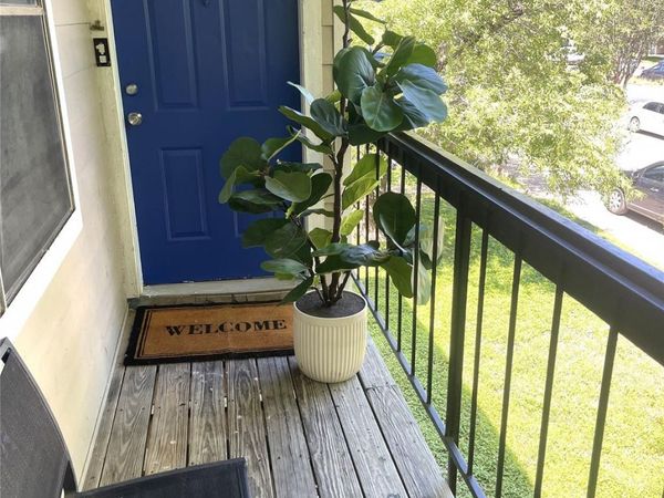 2005 West LOOP, Unit C-2, Austin, TX 78758