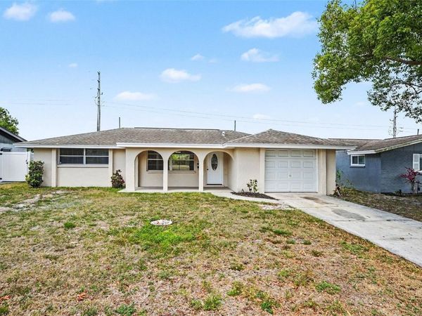 7037 MAGNOLIA VALLEY DRIVE , NEW PORT RICHEY, FL 34653