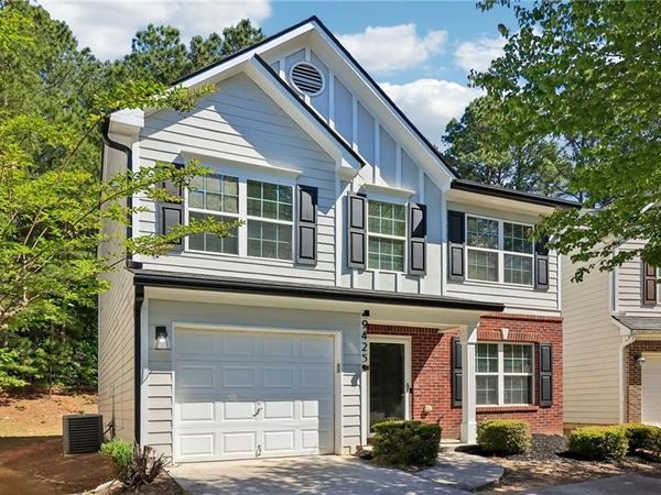 9425 Lakeview Road, Union City, GA 30291
