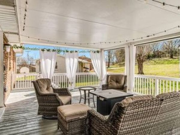 4013 Plantation Dr , Hermitage, TN 37076