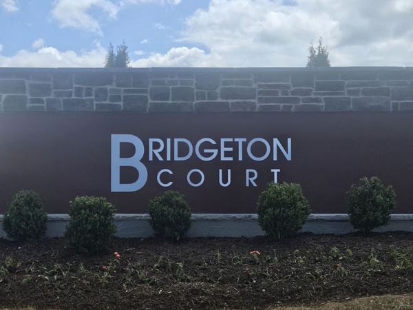 227 Darlington Drive , Dickson, TN 37055