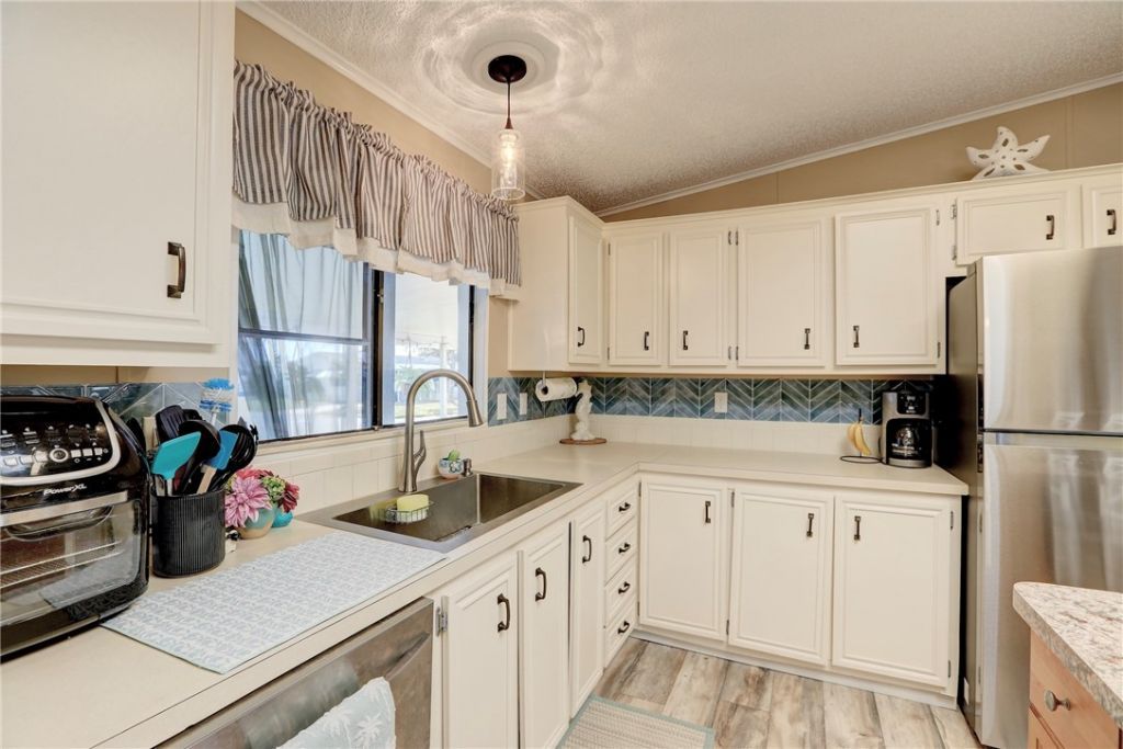600 Dolphin Circle, Barefoot Bay, FL 32976 Photo