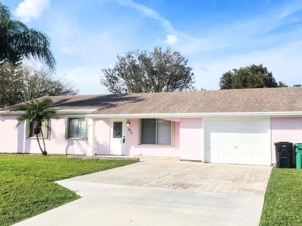 431 SE Dalva Avenue, Port St. Lucie, FL 34984