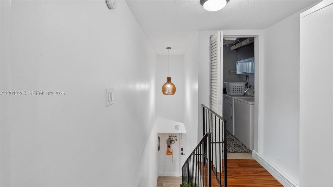 200 NW 87th Ave, Unit J217, Miami, FL 33172 Photo