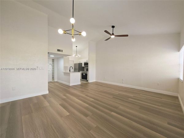 2881 N Oakland Forest Dr , Unit 310, Oakland Park, FL 33309