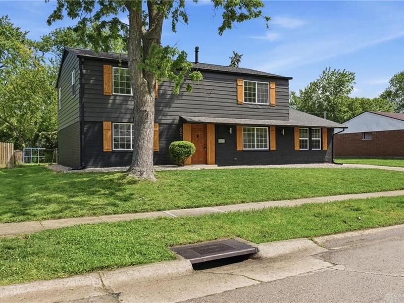 6515 Menlo Way, Huber Heights, OH 45424 Photo 2