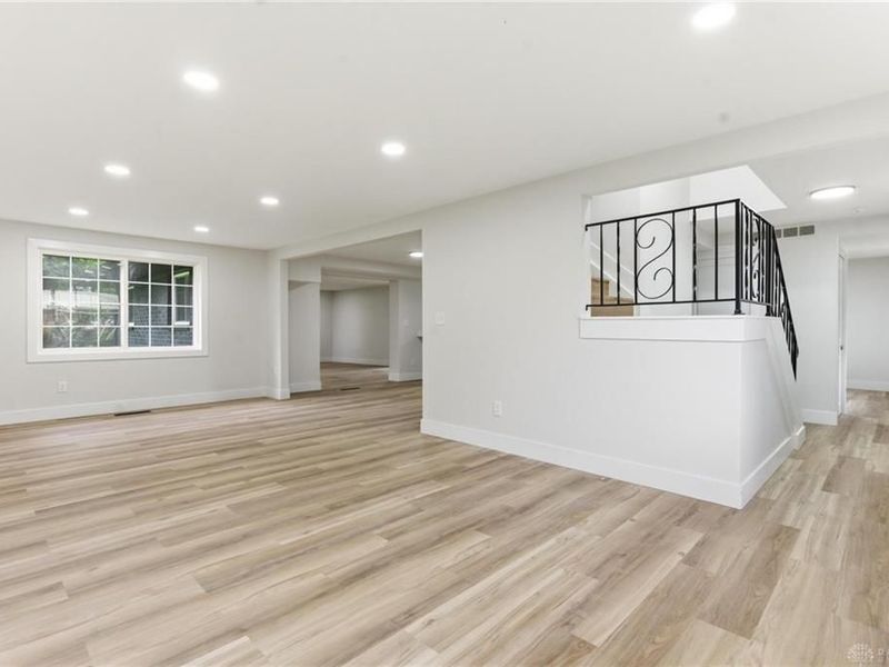 6515 Menlo Way, Huber Heights, OH 45424 Photo 9