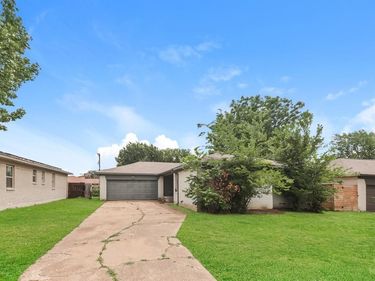 1718 Joan Drive, Dallas, TX 75217