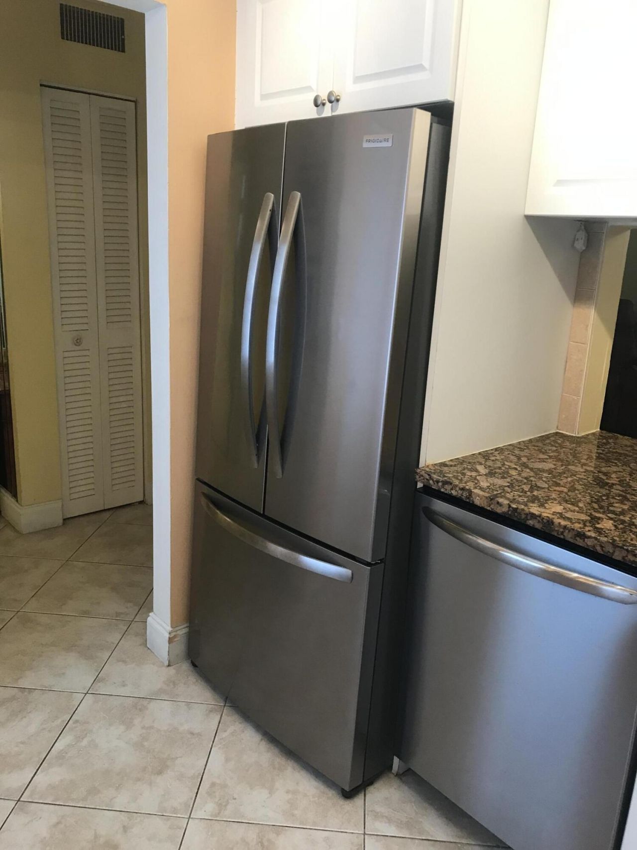 200 NE 14th Avenue, Unit Apt 222, Hallandale Beach, FL 33009 Photo