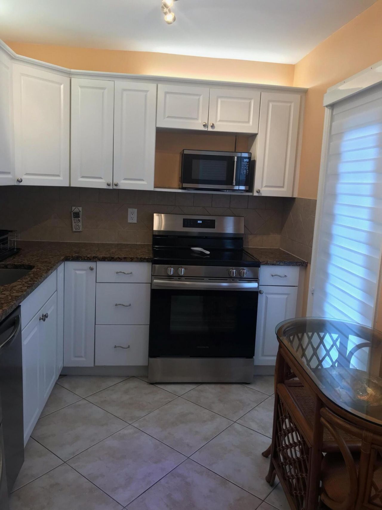 200 NE 14th Avenue, Unit Apt 222, Hallandale Beach, FL 33009 Photo