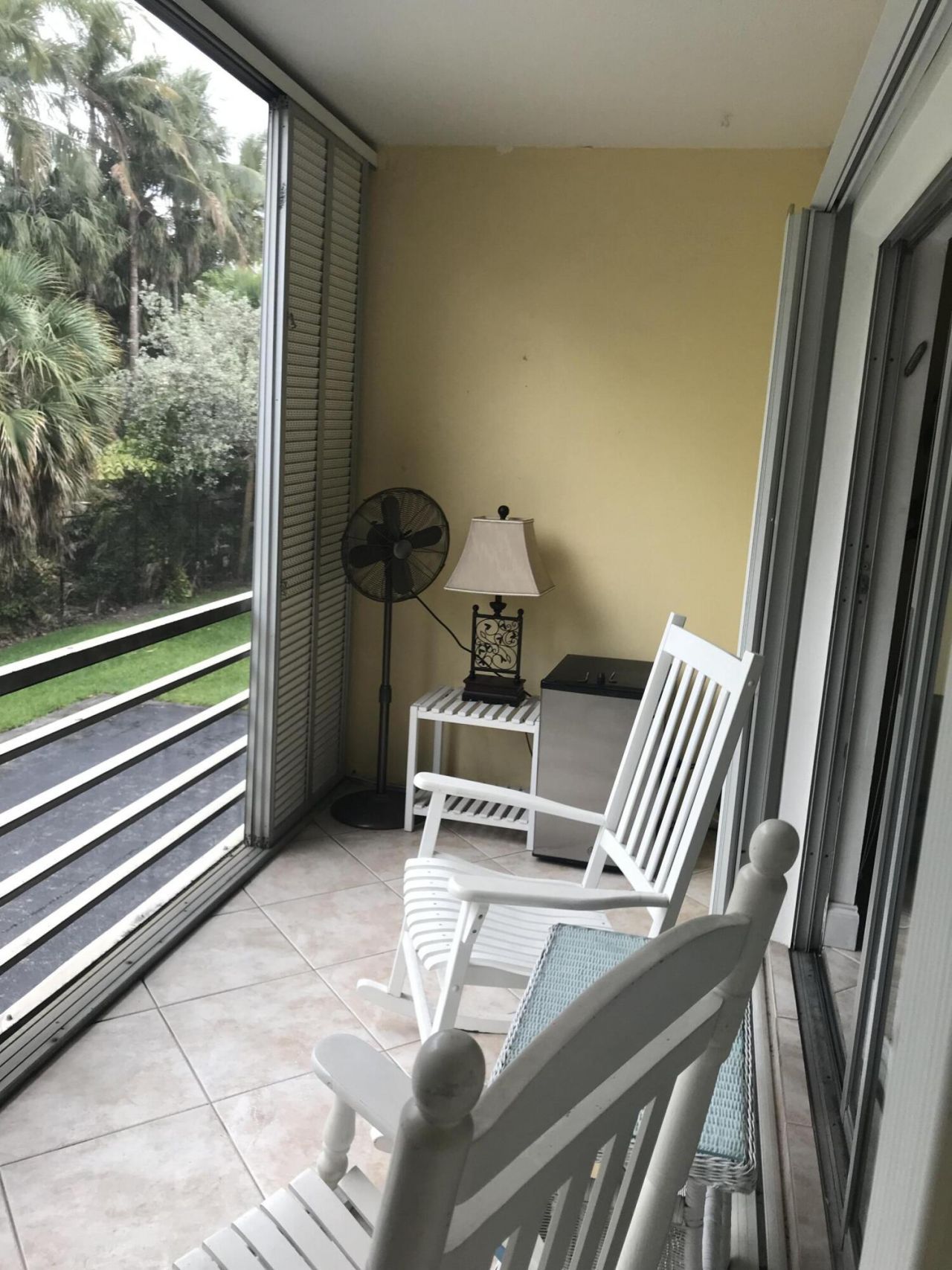 200 NE 14th Avenue, Unit Apt 222, Hallandale Beach, FL 33009 Photo