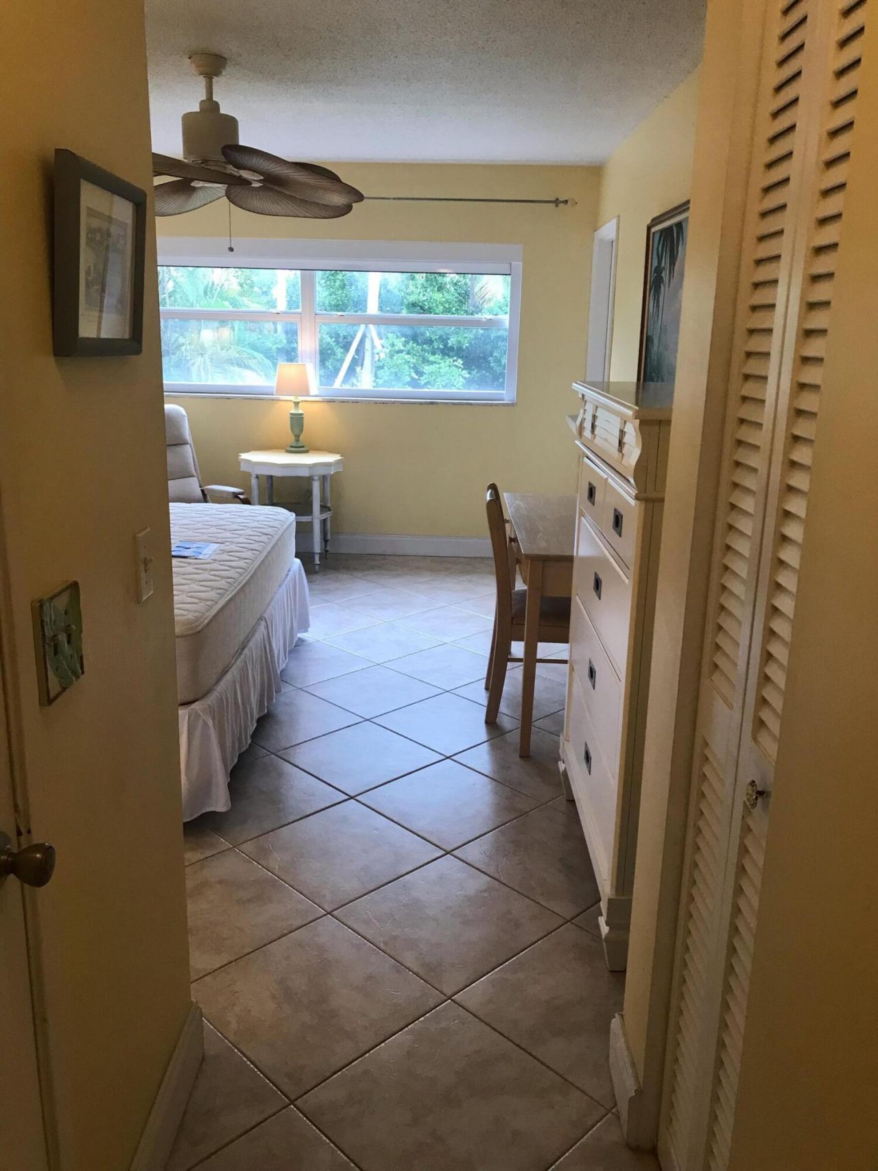 200 NE 14th Avenue, Unit Apt 222, Hallandale Beach, FL 33009 Photo