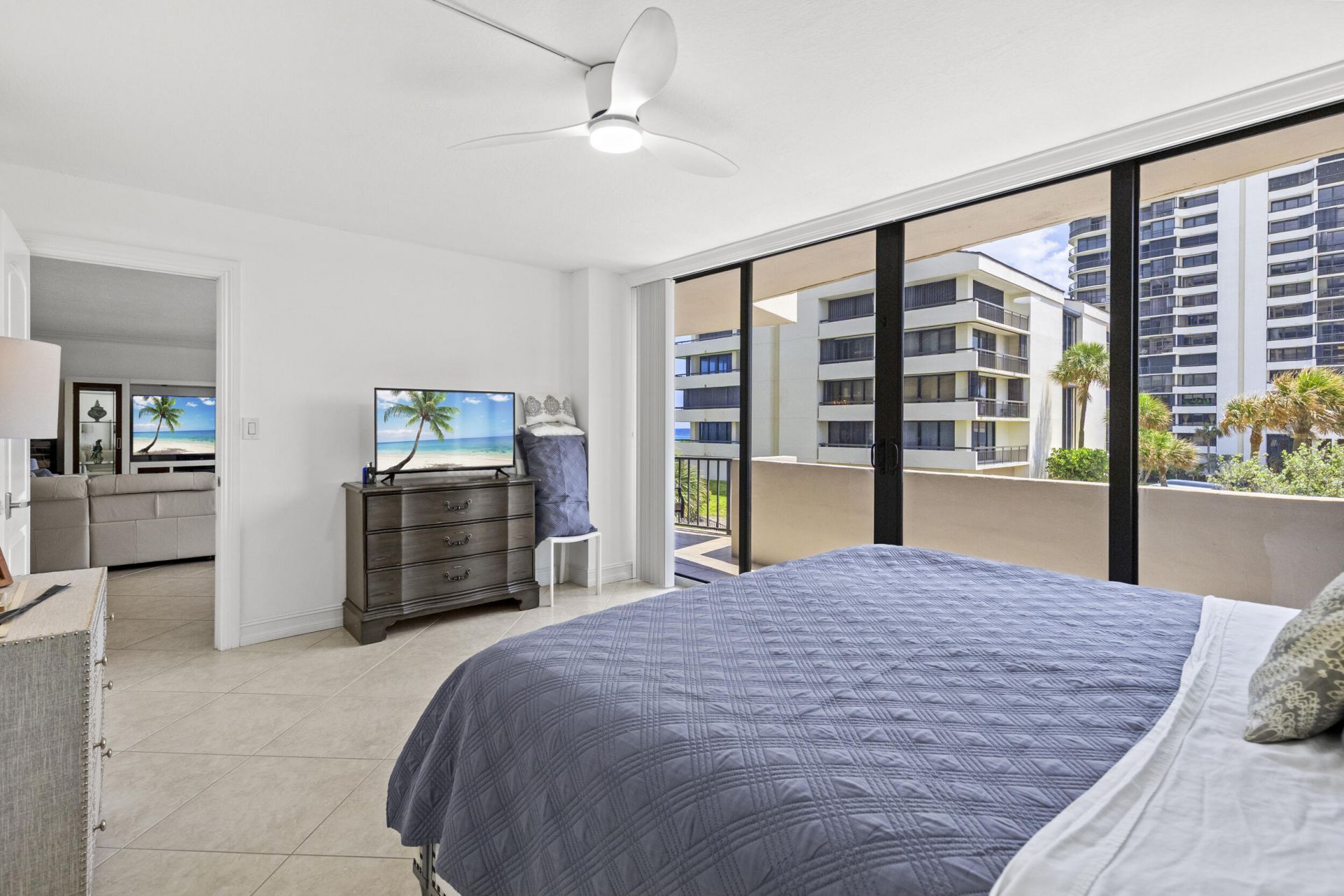 4200 N Ocean Drive, Unit 1-204, Riviera Beach, FL 33404 Photo