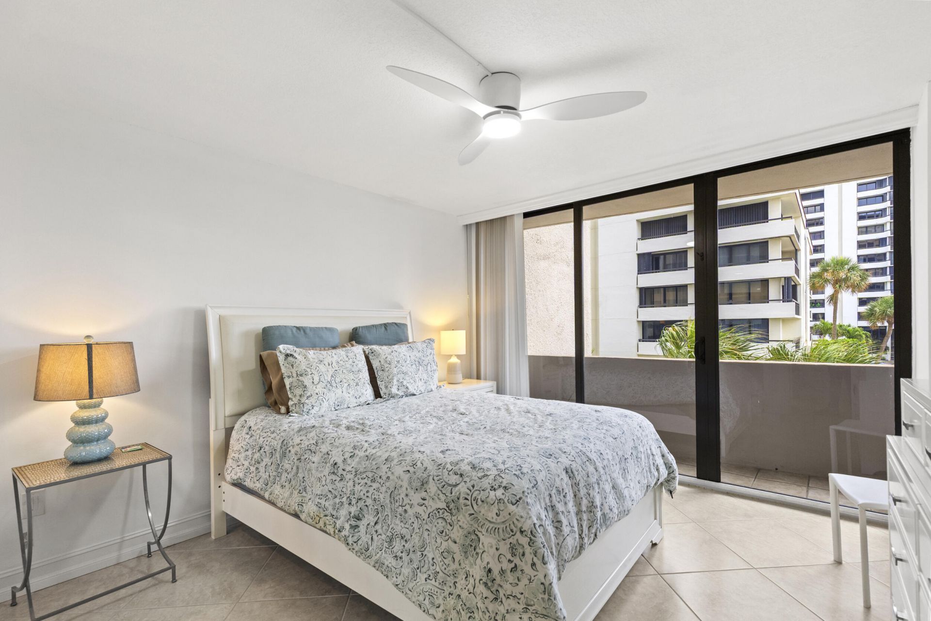 4200 N Ocean Drive, Unit 1-204, Riviera Beach, FL 33404 Photo