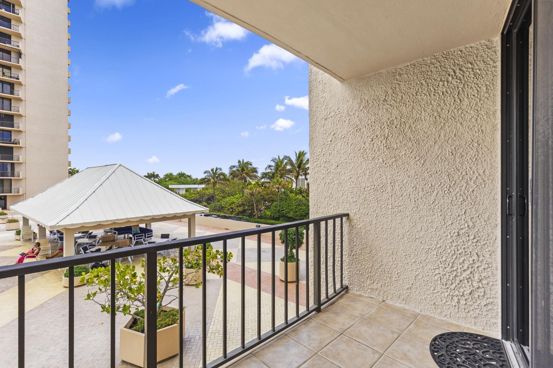 4200 N Ocean Drive, Unit 1-204, Riviera Beach, FL 33404 Photo