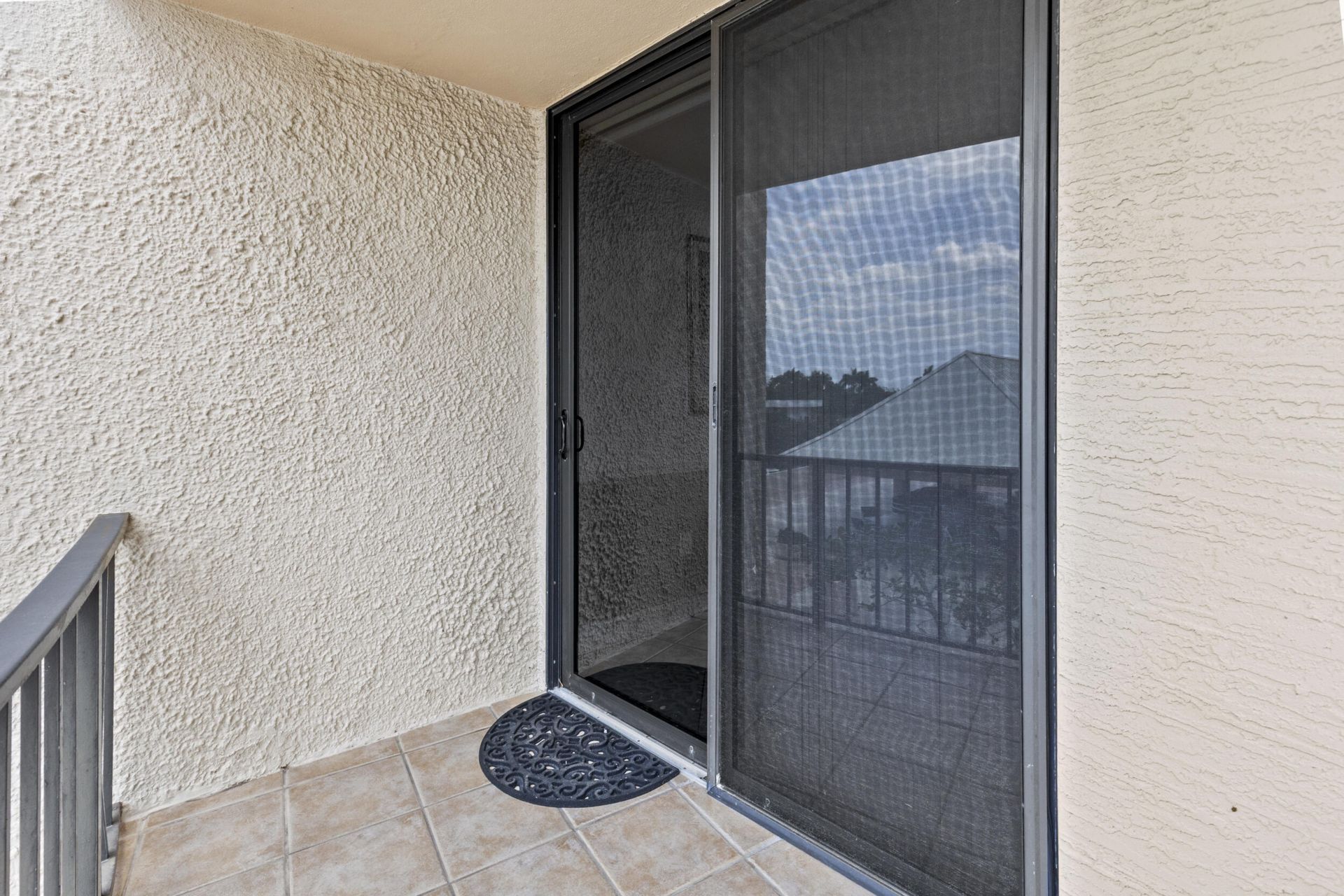 4200 N Ocean Drive, Unit 1-204, Riviera Beach, FL 33404 Photo