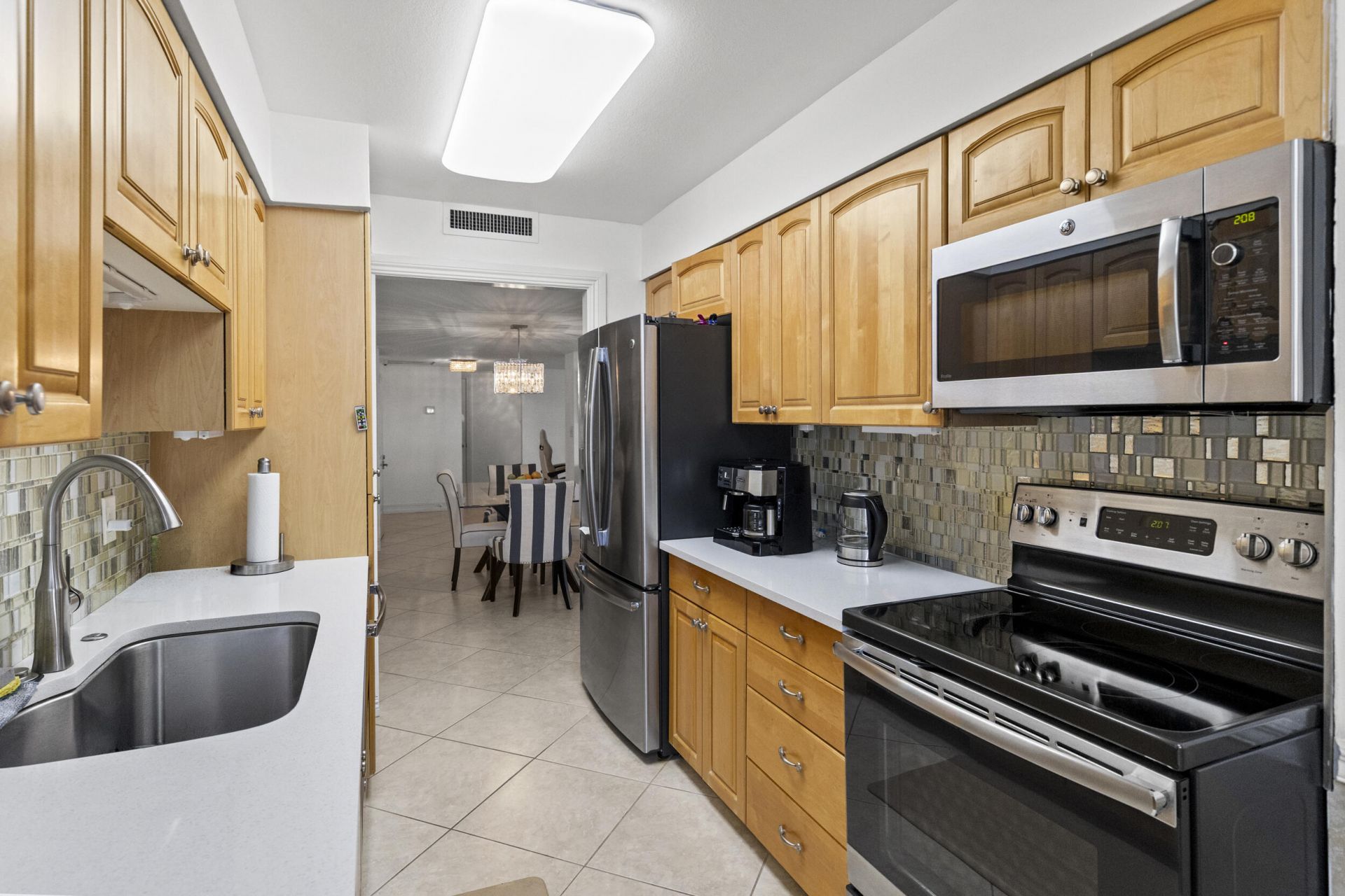4200 N Ocean Drive, Unit 1-204, Riviera Beach, FL 33404 Photo