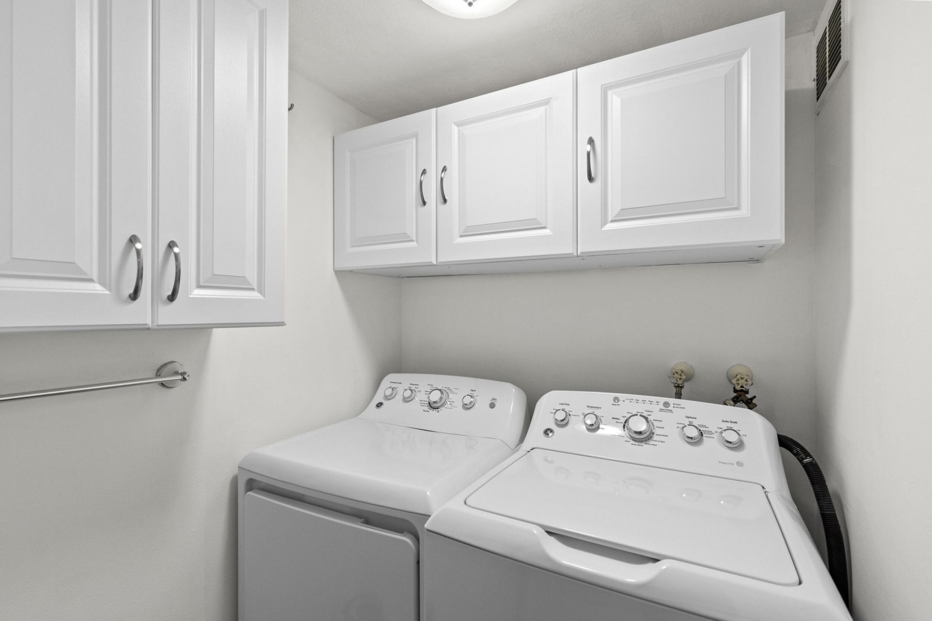 4200 N Ocean Drive, Unit 1-204, Riviera Beach, FL 33404 Photo