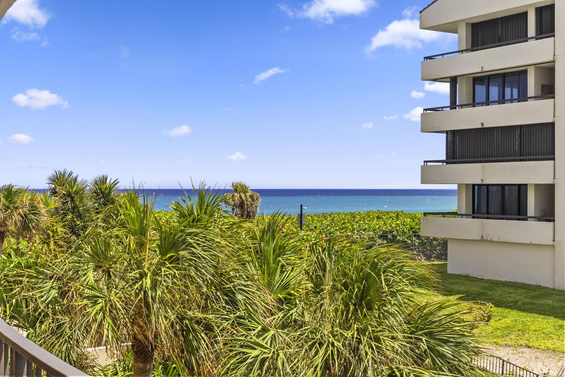 4200 N Ocean Drive, Unit 1-204, Riviera Beach, FL 33404 Photo