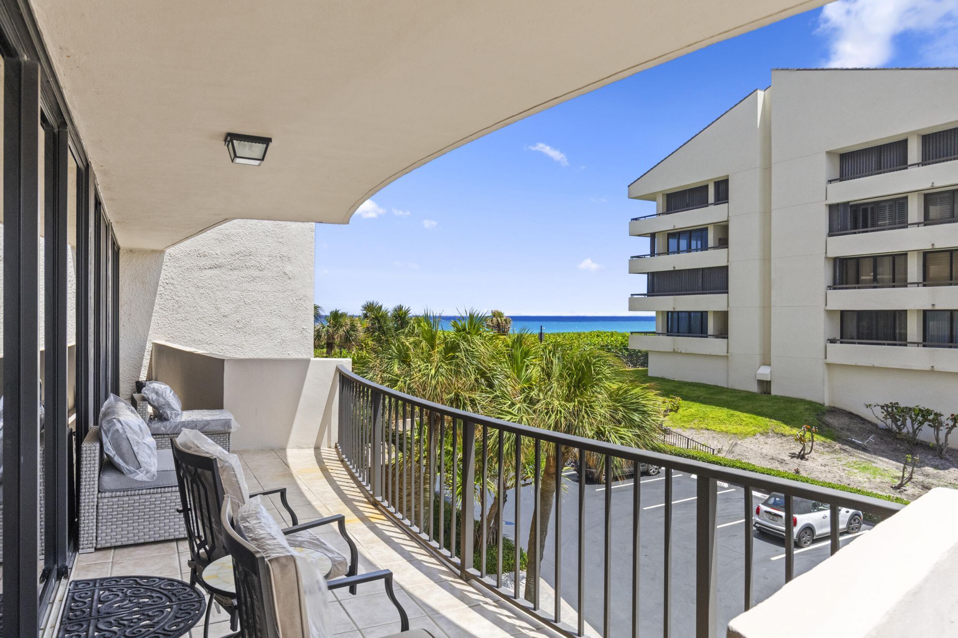4200 N Ocean Drive, Unit 1-204, Riviera Beach, FL 33404 Photo