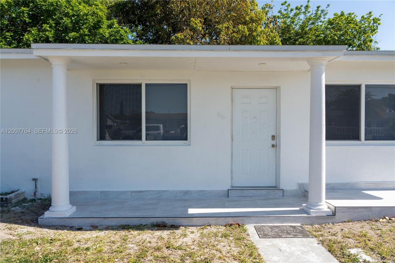 4000 NW 195th St, Miami Gardens, FL 33055 Photo