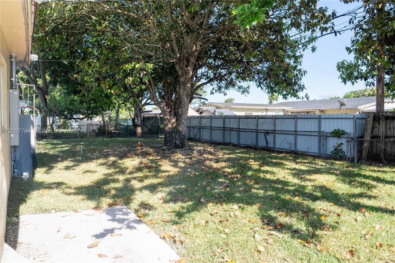 4000 NW 195th St, Miami Gardens, FL 33055 Photo