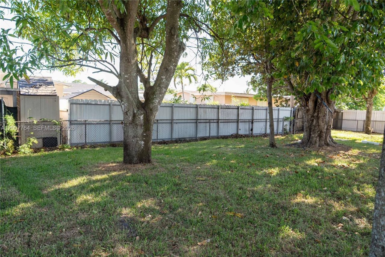 4000 NW 195th St, Miami Gardens, FL 33055 Photo
