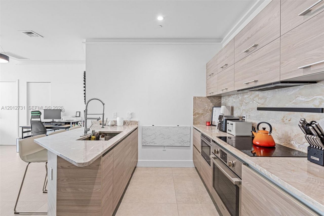 1300 S Miami Ave, Unit PH5209, Miami, FL 33130 Photo