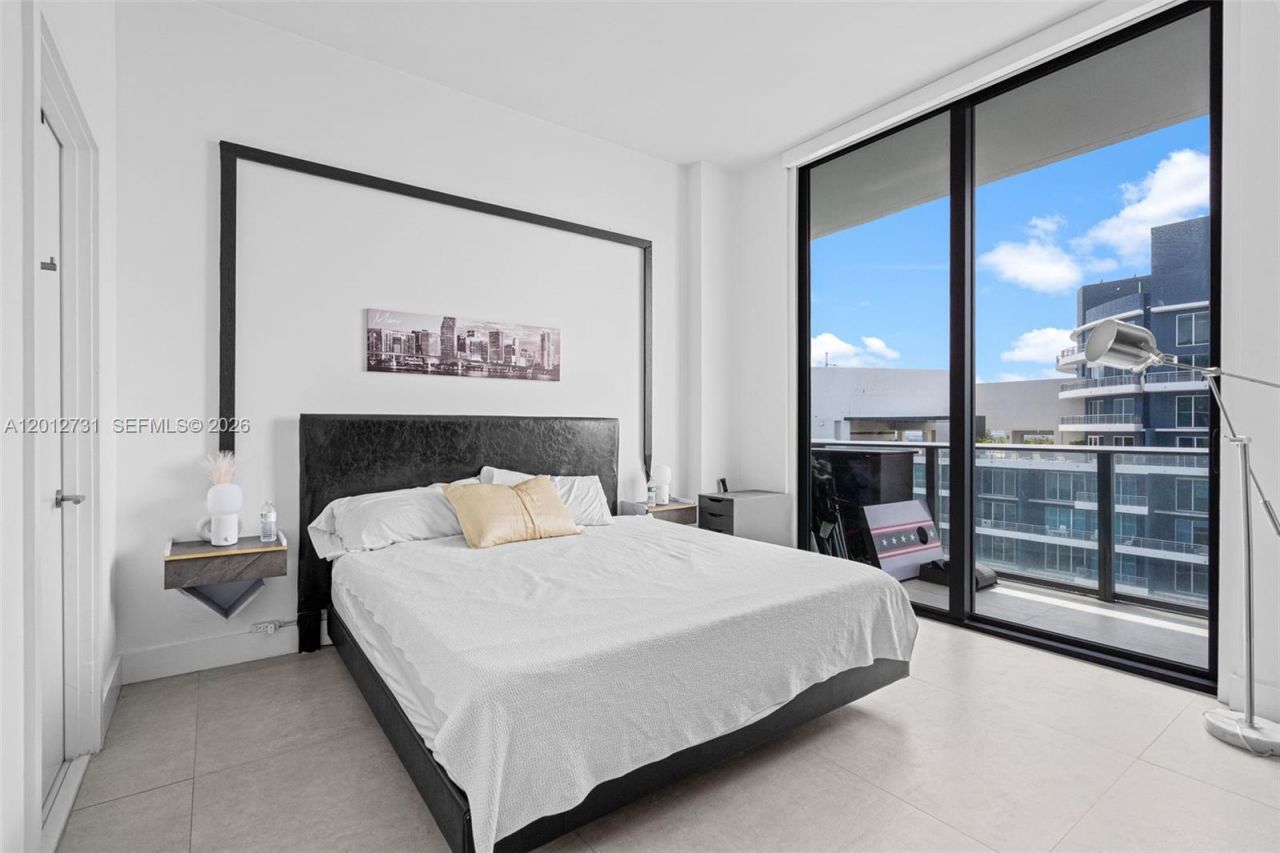 1300 S Miami Ave, Unit PH5209, Miami, FL 33130 Photo