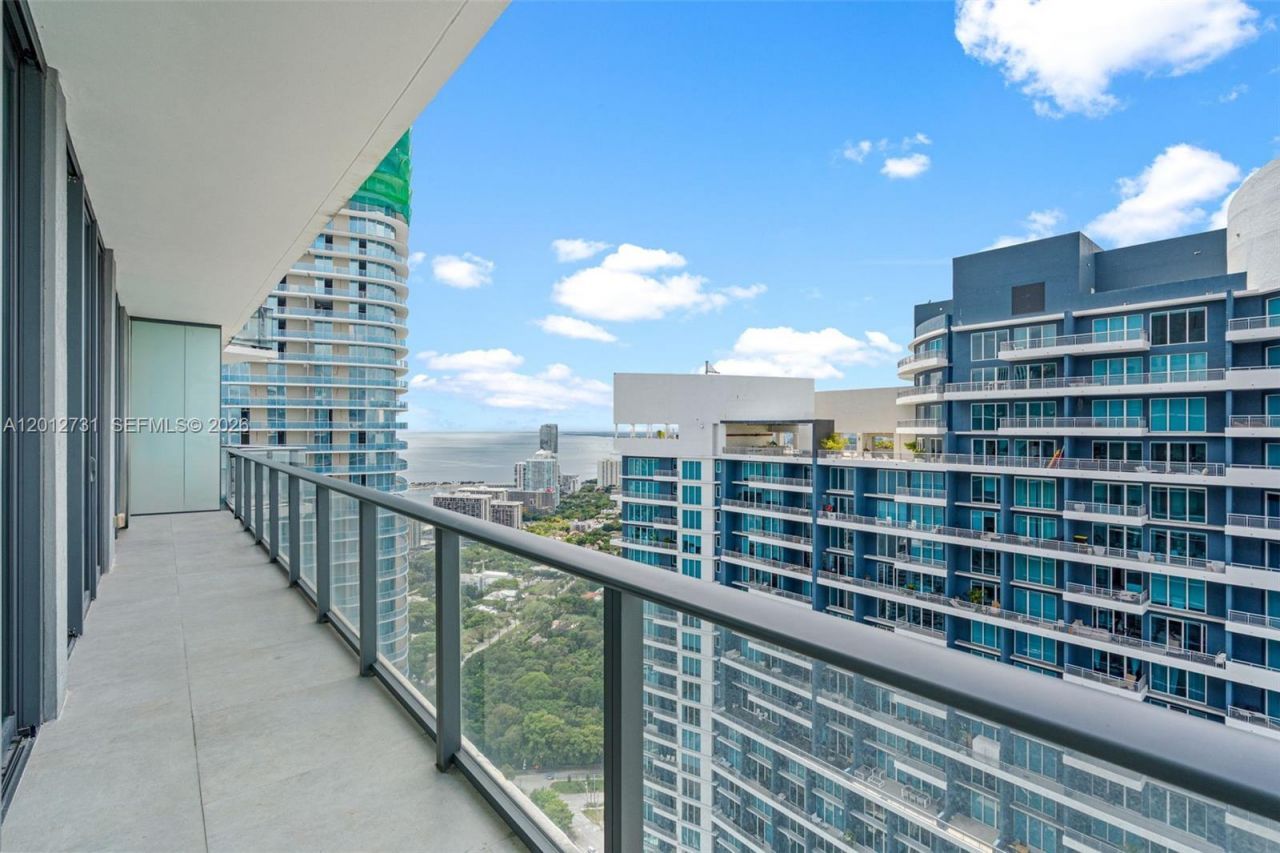 1300 S Miami Ave, Unit PH5209, Miami, FL 33130 Photo