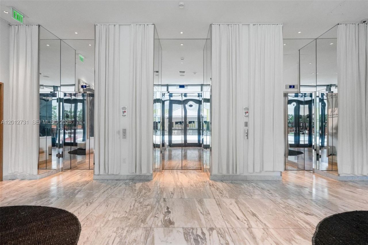 1300 S Miami Ave, Unit PH5209, Miami, FL 33130 Photo