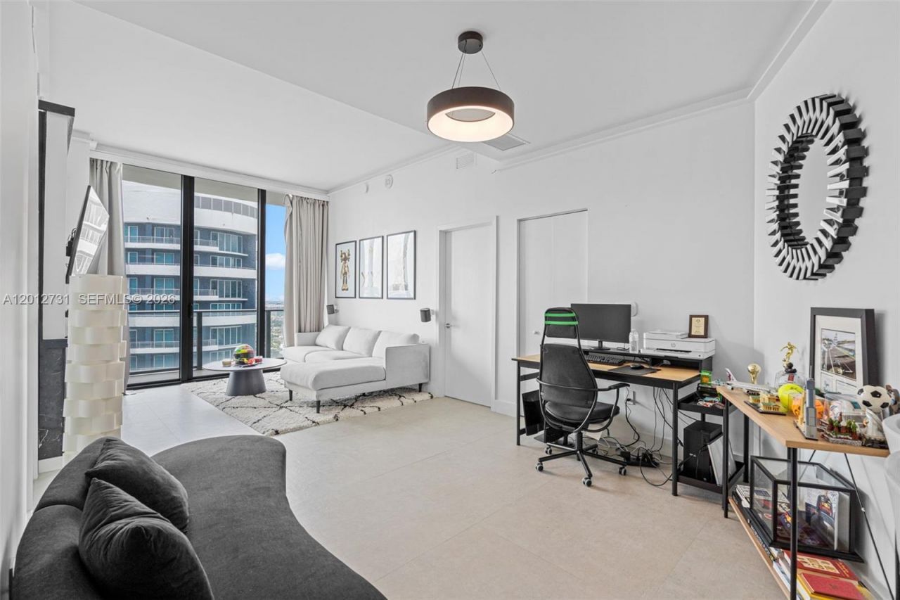 1300 S Miami Ave, Unit PH5209, Miami, FL 33130 Photo