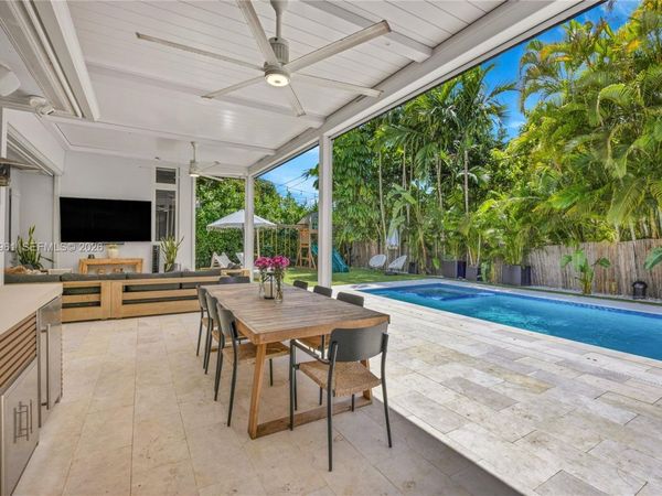 918 Santiago St , Coral Gables, FL 33134