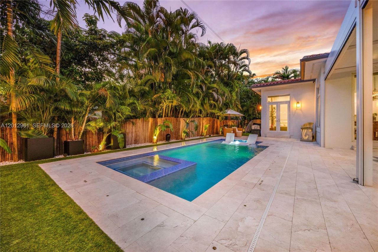 918 Santiago St , Coral Gables, FL 33134 Photo