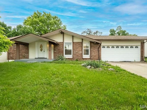 3726 Briargrove Drive , Florissant, MO 63031