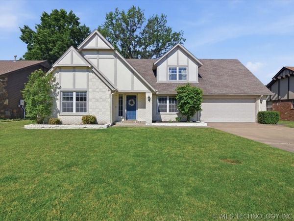 6310 S 110th East Avenue , Tulsa, OK 74133