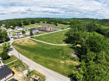 338 Cedar Grove Road, Irvine, KY 40336