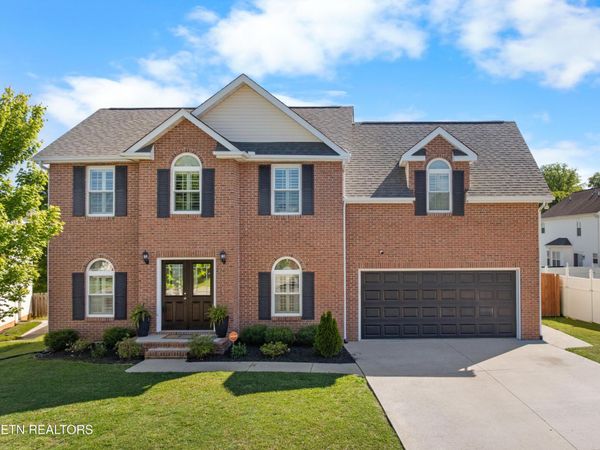4608 Sand Hill Lane, Knoxville, TN 37918