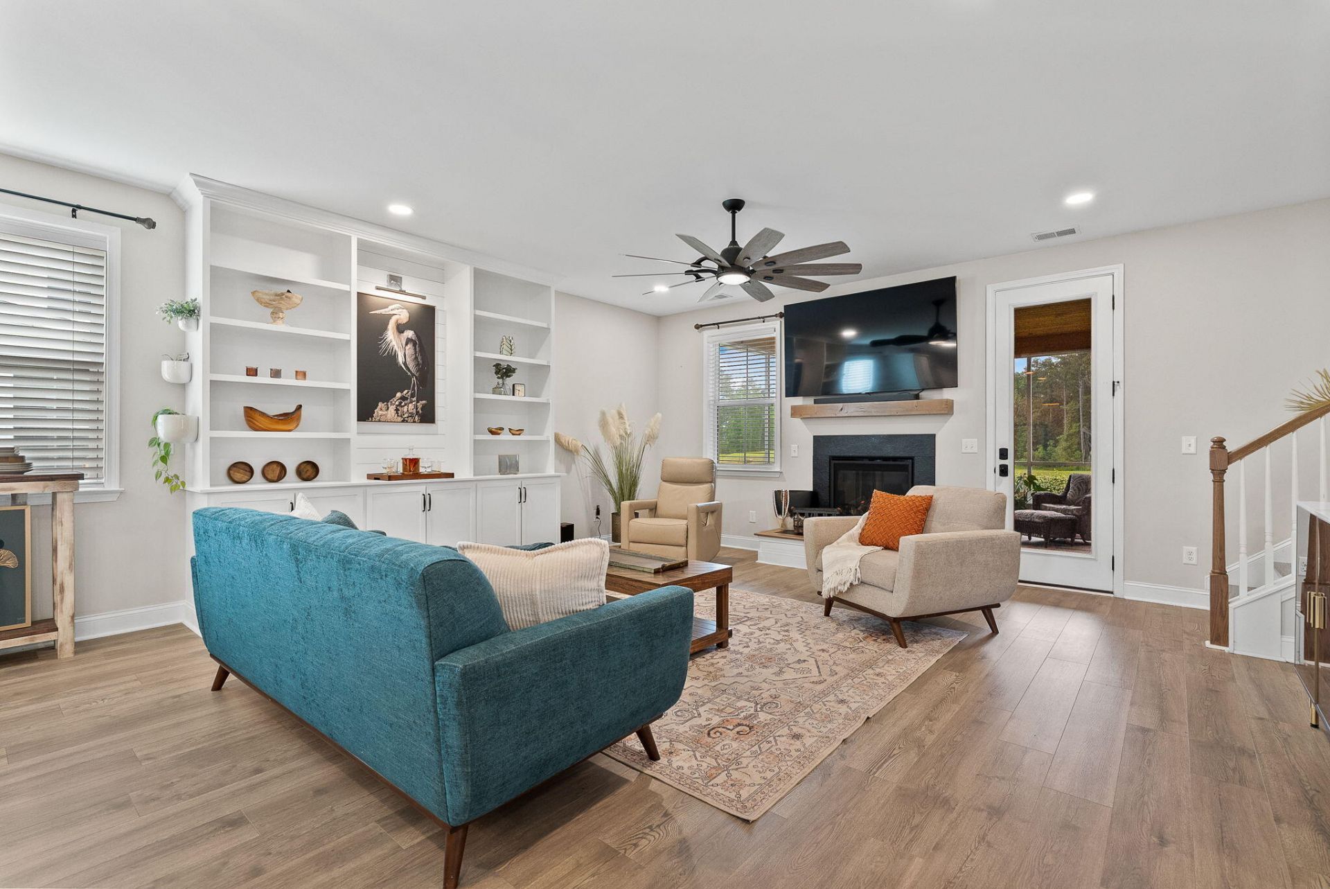 674 Black Pine Road Photo 6
