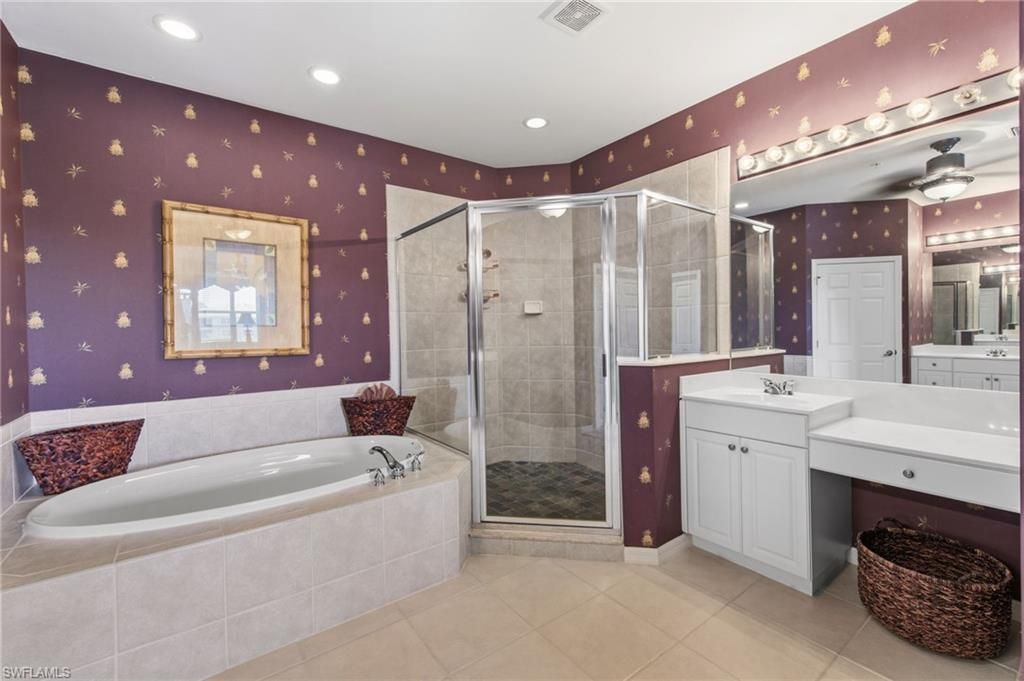 7090 Bay Woods Lake Ct, Unit 201, Fort Myers, FL 33908 Photo