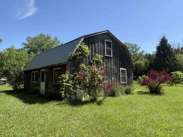 255 Canal Lane, North Hero, VT 05474