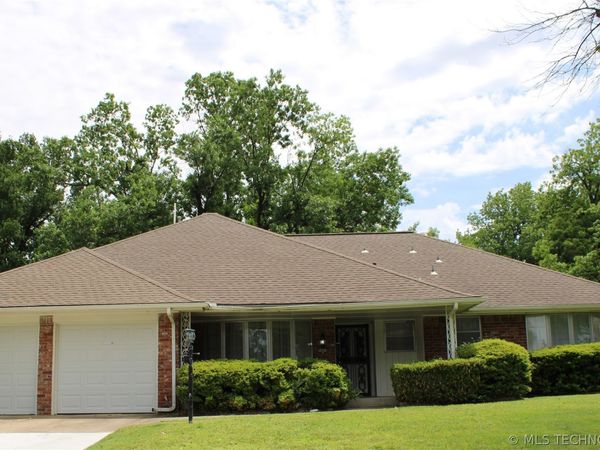 5852 E 047 Street, Tulsa, OK 74135