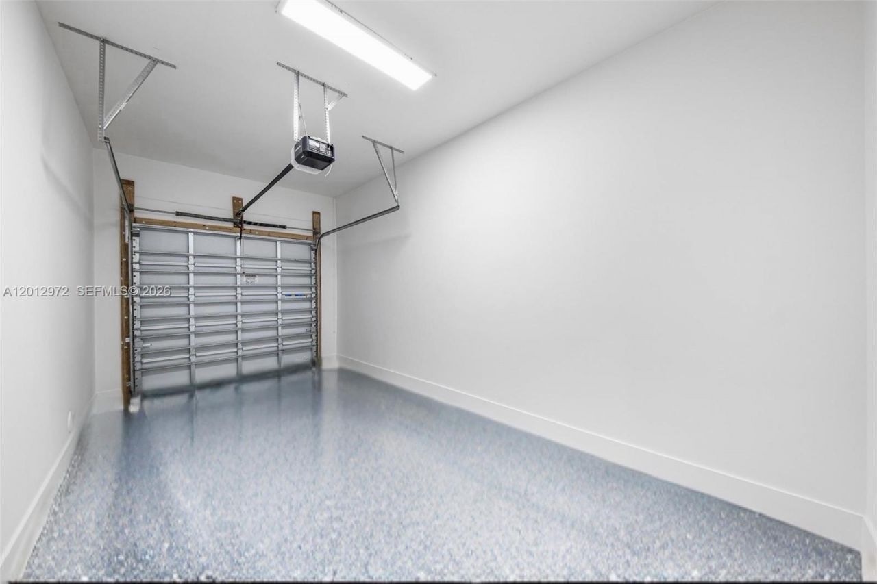 3142 Carter St , Unit 3142, Miami, FL 33133 Photo