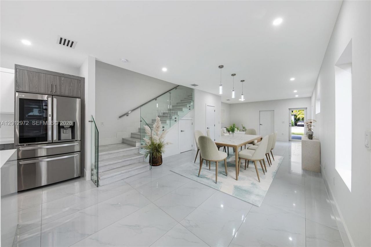3142 Carter St , Unit 3142, Miami, FL 33133 Photo