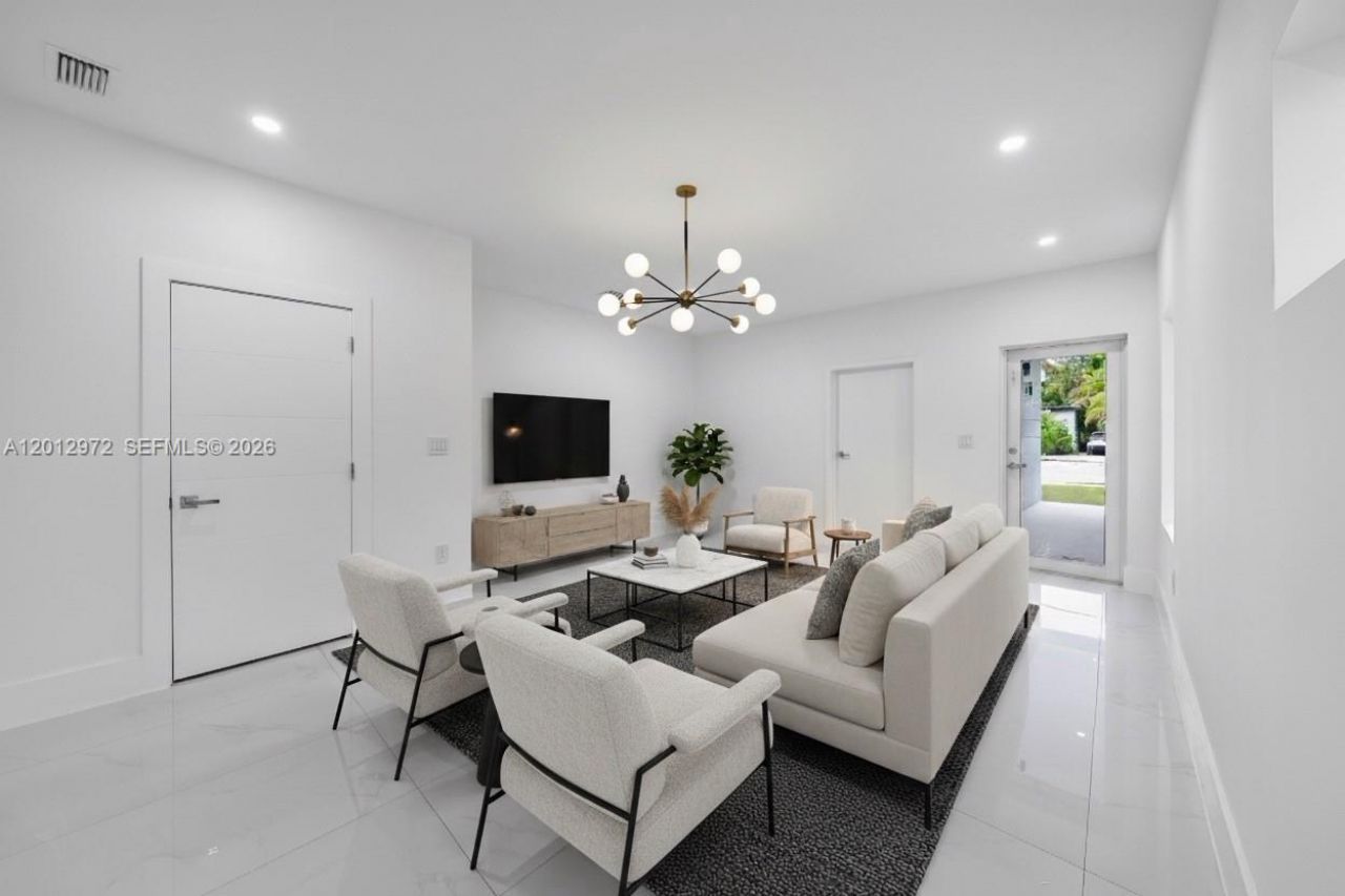3142 Carter St , Unit 3142, Miami, FL 33133 Photo