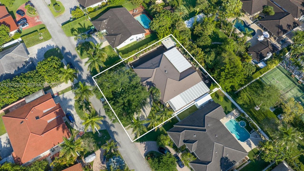 10570 SW 56th Ter, Miami, FL 33173 Photo